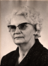1975 portret Mien Kok