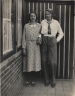 1933 de zussen Lies en Saar van Noort